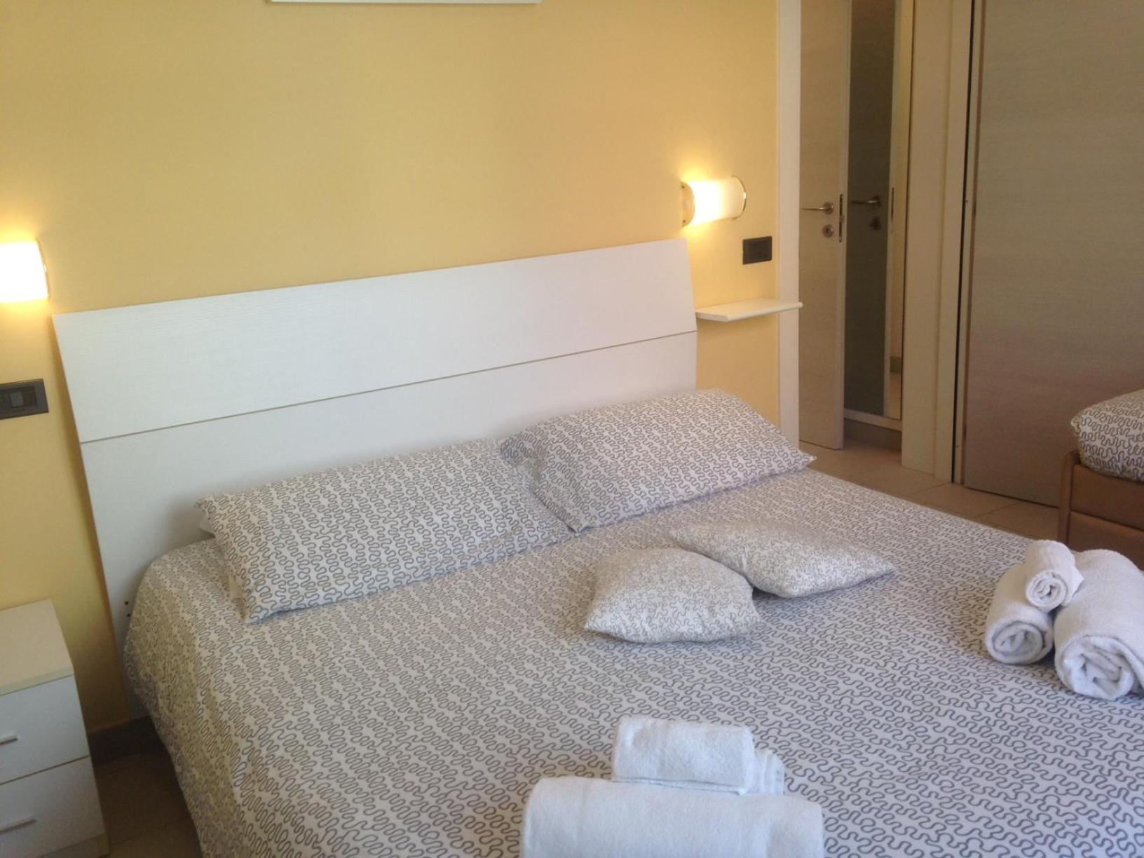 Residence Altea Riccione Eksteriør billede