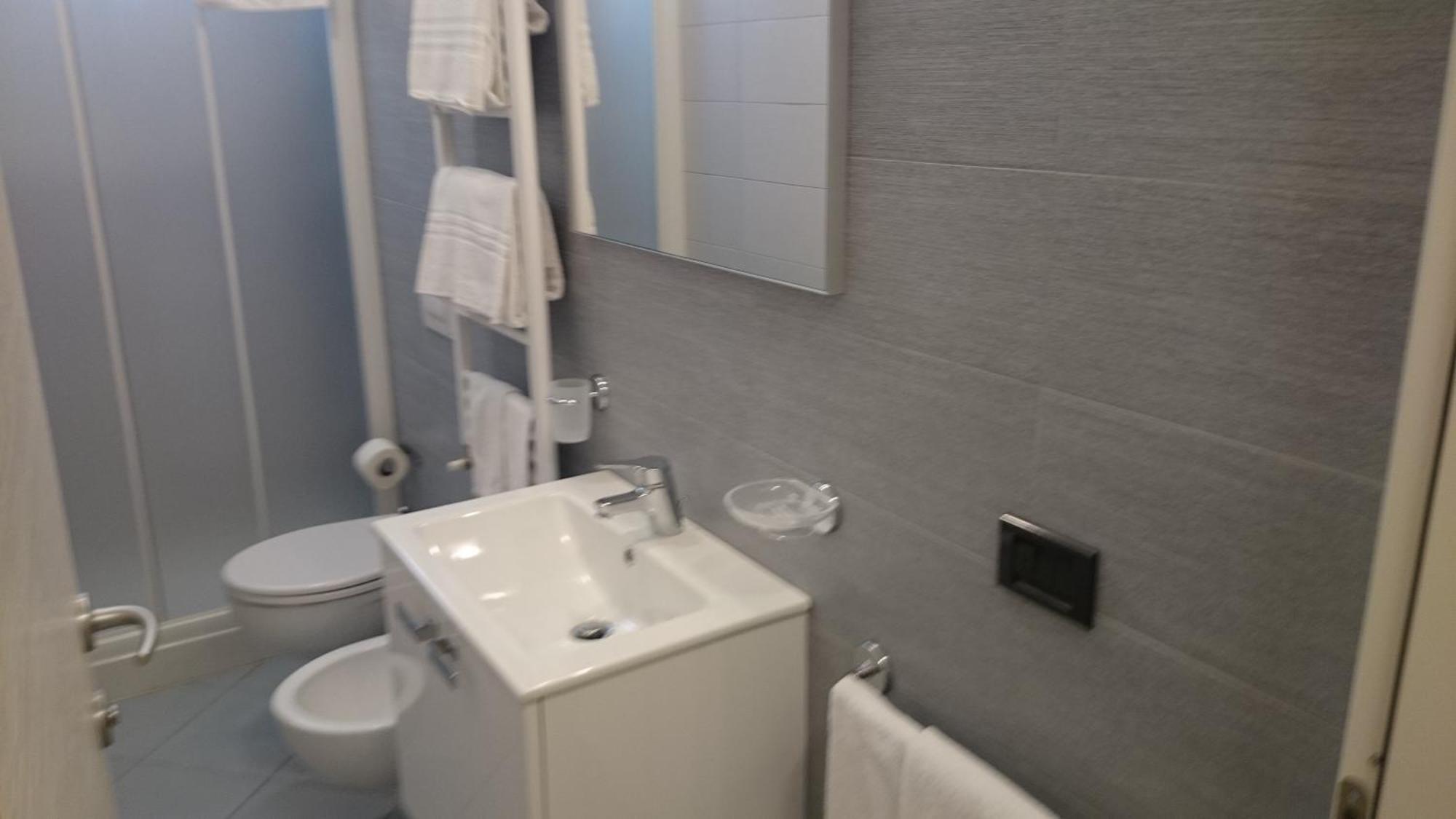 Residence Altea Riccione Eksteriør billede