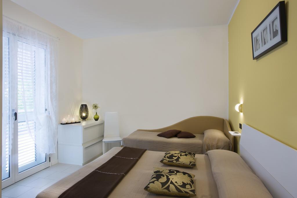 Residence Altea Riccione Eksteriør billede